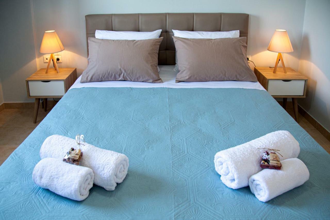 Antigone Apartments Argostoli ภายนอก รูปภาพ